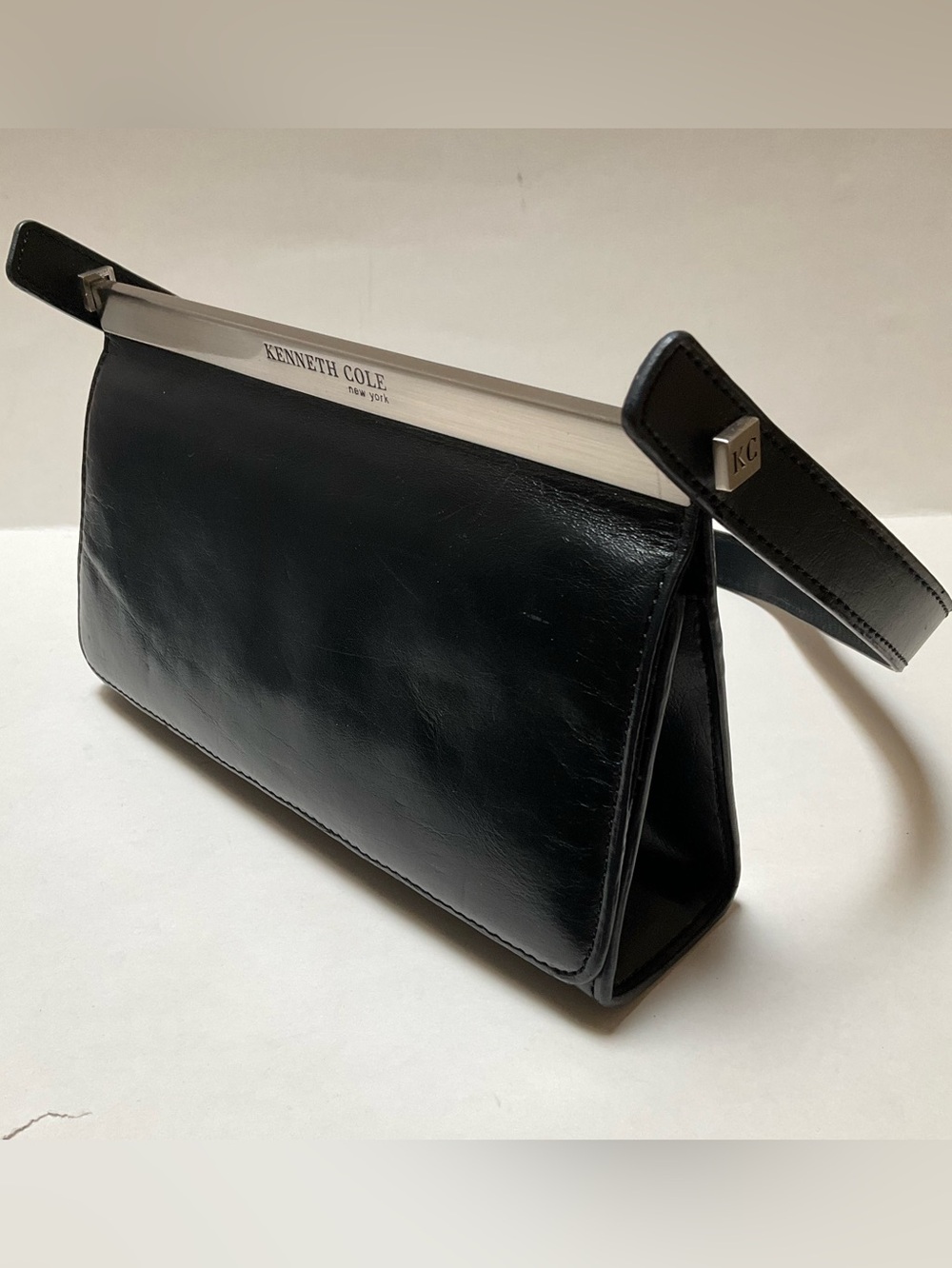 Kenneth Cole Black Mini Flap Shoulder Bag Purse Baguette Top-Frame Shoulder Bag